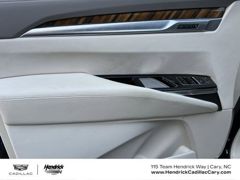 Certified 2025 Cadillac Escalade Sport Platinum w/ LPO, Floor Liner Package image 1