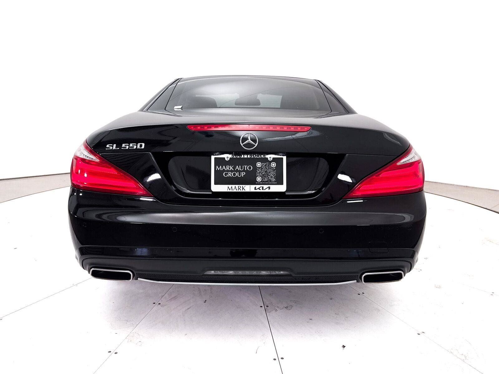 Used 2015 Mercedes-Benz SL 550 image 17
