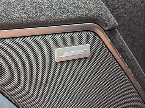 Used 2022 Chevrolet Silverado 1500 LTZ image 18