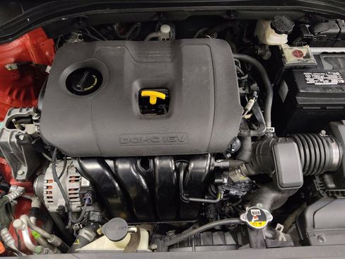 Used 2019 Hyundai Elantra SEL FWD image 30