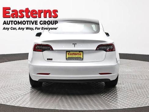 Used 2023 Tesla Model 3 Standard Range image 6