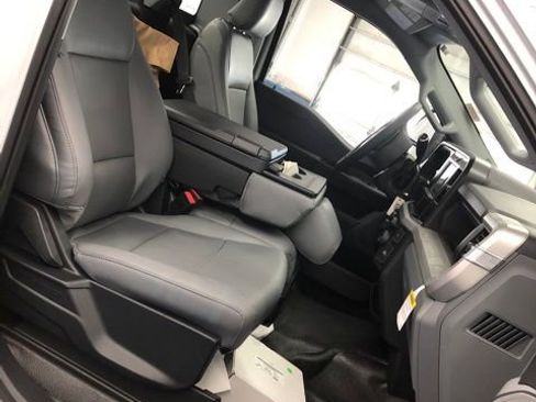 New 2026 Ford F550 2WD Regular Cab Super Duty image 26