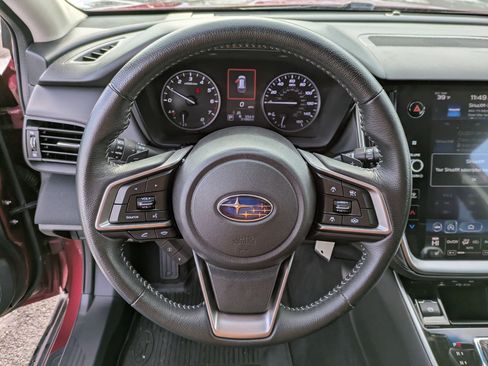 Used 2022 Subaru Outback Premium image 9