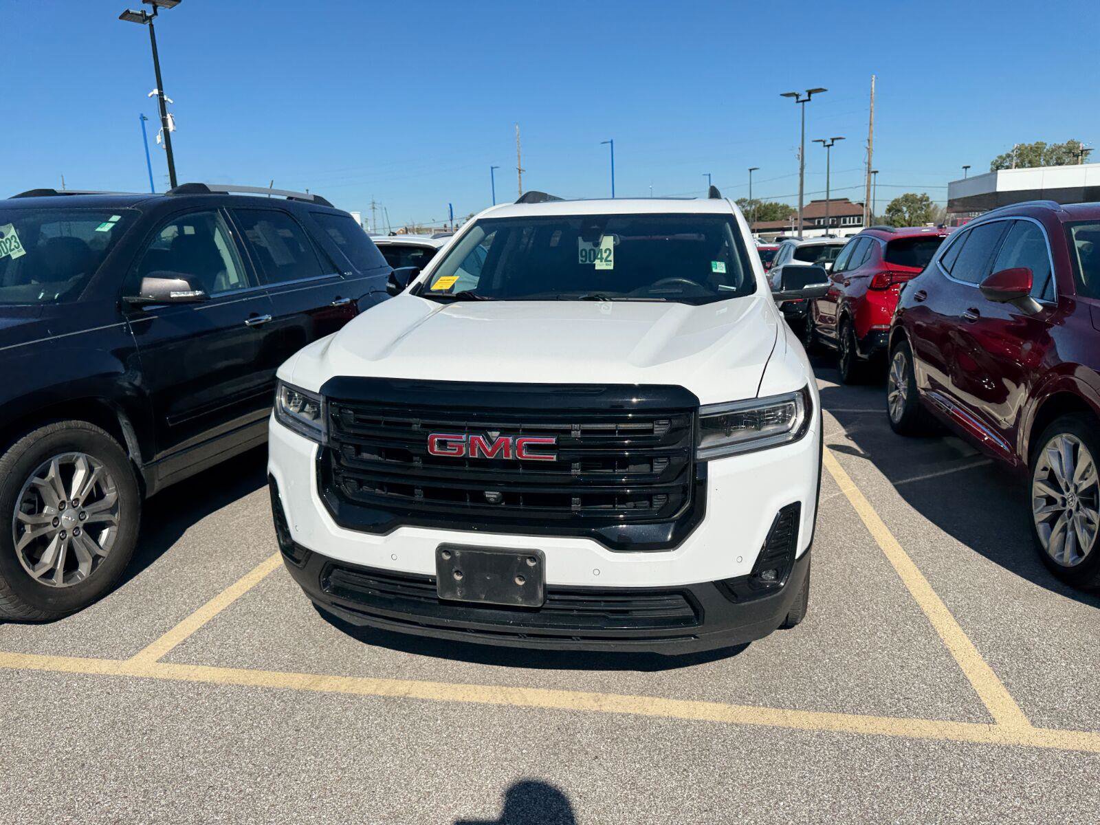 Used 2022 GMC Acadia SLT w/ Elevation Edition FWD image 5