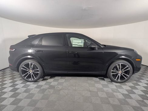 New 2026 Porsche Cayenne Coupe image 8