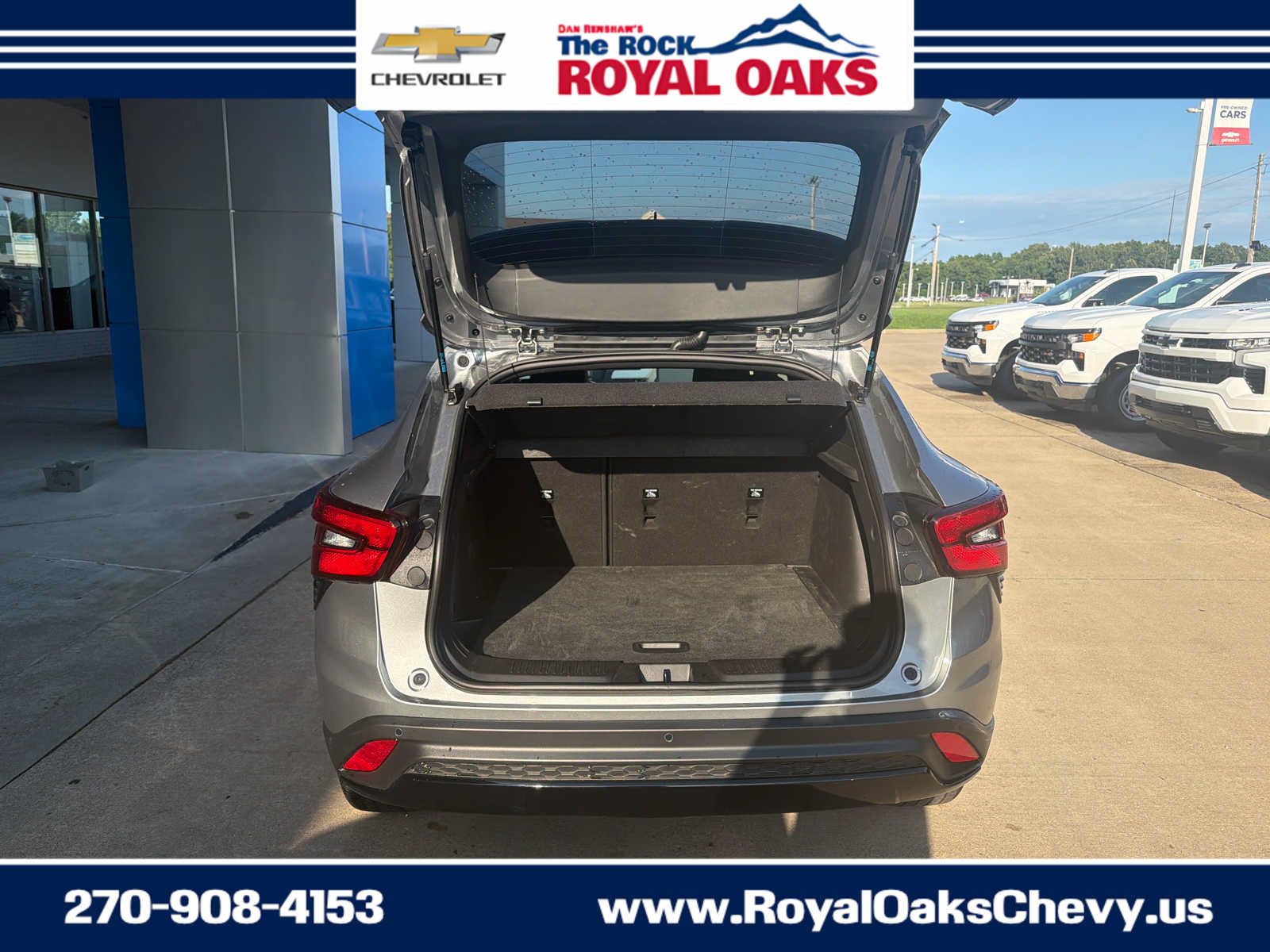 Used 2025 Chevrolet Trax RS w/ Sunroof Package FWD image 5