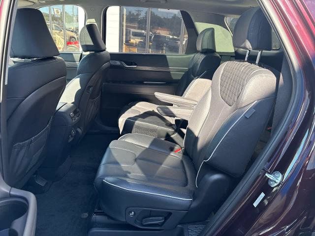Used 2023 Hyundai Palisade Limited AWD/4WD image 18