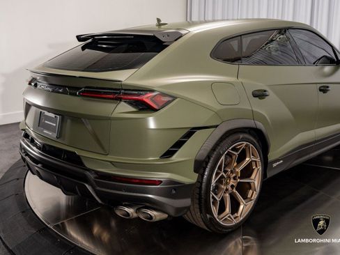 Used 2024 Lamborghini Urus Performante image 30
