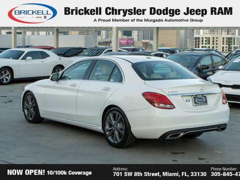 Used 2018 Mercedes-Benz C 300 Sedan w/ Premium Package image 7