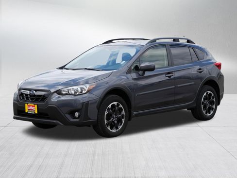 Used 2023 Subaru Crosstrek 2.0i Premium AWD/4WD image 3