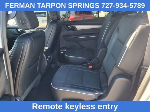 Certified 2025 Buick Enclave Preferred image 16