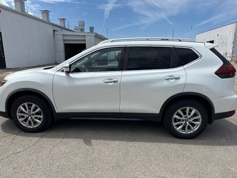 Used 2020 Nissan Rogue SV AWD/4WD image 9