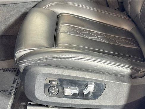 Used 2023 BMW X7 xDrive40i AWD/4WD image 18