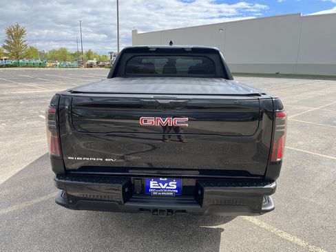 Used 2026 GMC Sierra EV Elevation w/ Premium Package AWD/4WD image 5