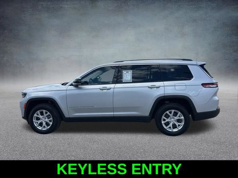 Used 2024 Jeep Grand Cherokee L Limited RWD image 8