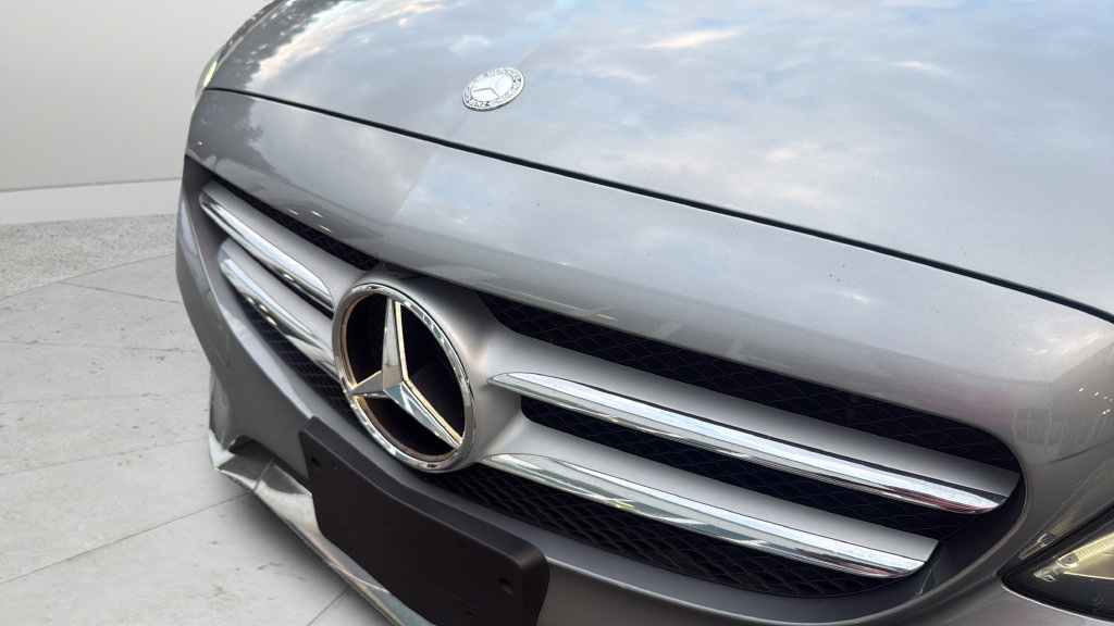 Used 2016 Mercedes-Benz C 300 4MATIC Sedan image 32