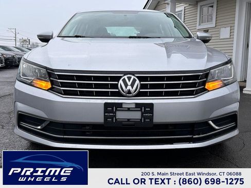 Used 2016 Volkswagen Passat 1.8T S image 2
