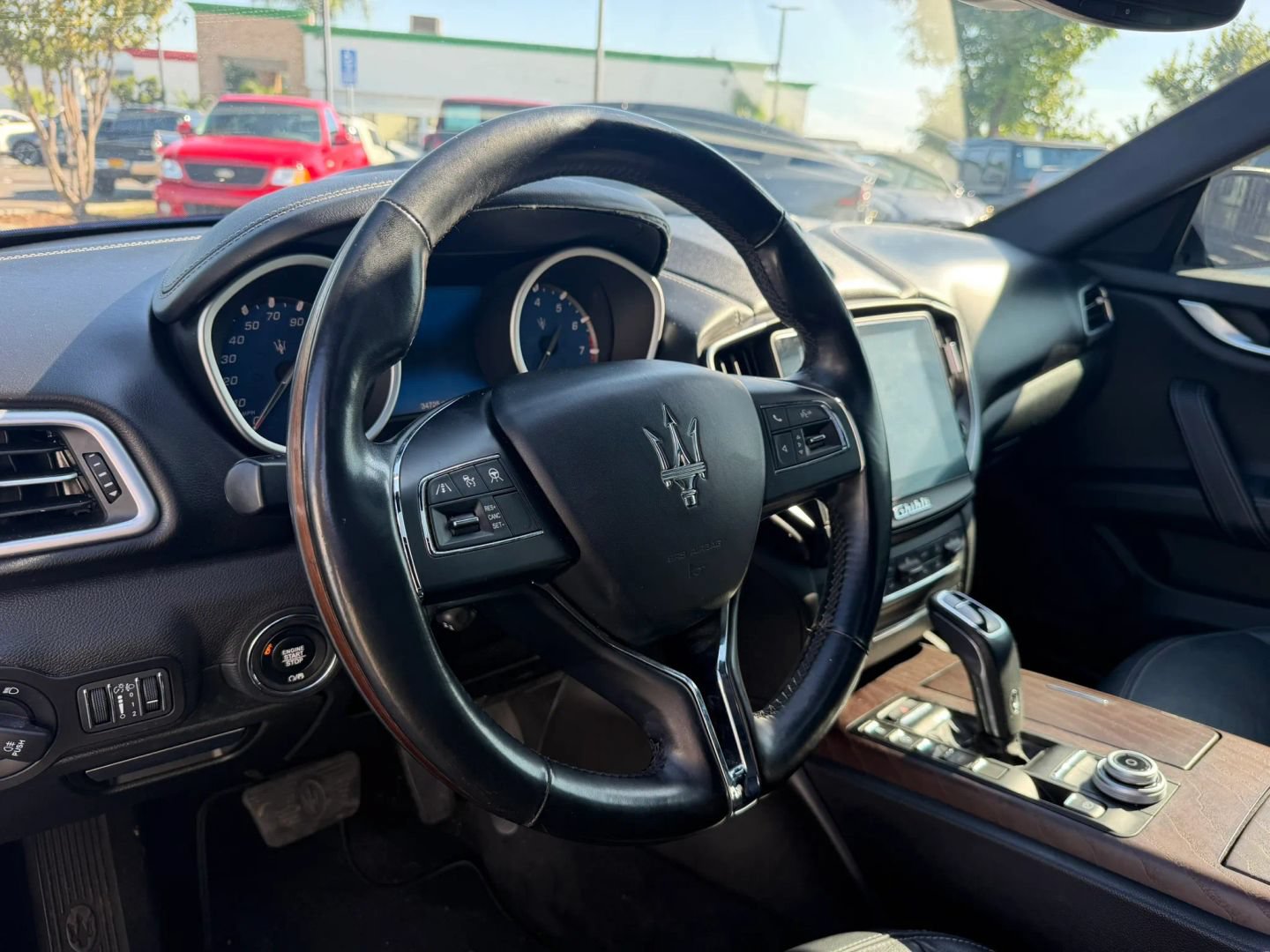 Used 2019 Maserati Ghibli S RWD image 28