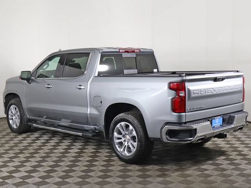 Used 2025 Chevrolet Silverado 1500 LTZ w/ LTZ Premium Package AWD/4WD image 15