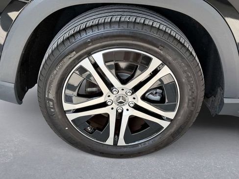 Used 2023 Mercedes-Benz GLS 450 4MATIC image 7