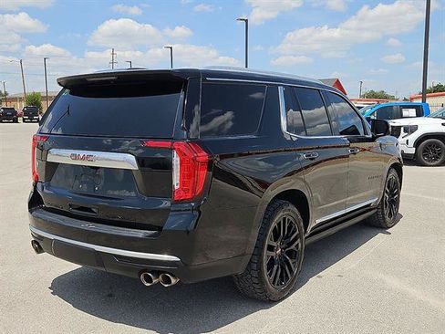 Used 2023 GMC Yukon Denali w/ Denali Reserve Package RWD image 4