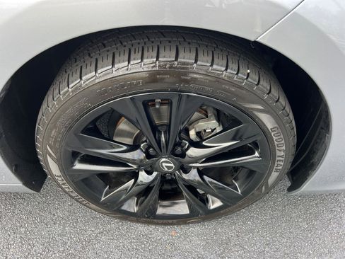 Certified 2022 Lexus ES 350 F Sport w/ Accessory Package image 13