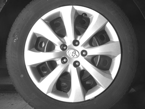 Used 2025 Toyota Corolla LE FWD image 15