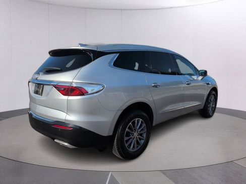 Used 2022 Buick Enclave Premium AWD/4WD image 6