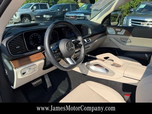Certified 2026 Mercedes-Benz GLS 450 4MATIC image 14