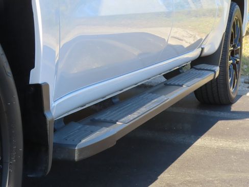 Certified 2023 Chevrolet Silverado 1500 LTZ w/ LTZ Convenience Package II image 18