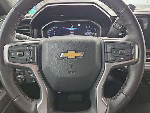 Used 2023 Chevrolet Silverado 1500 LT AWD/4WD image 15