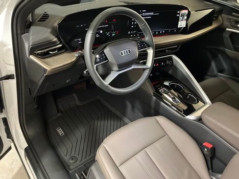 New 2025 Audi Q5 Premium Plus image 16