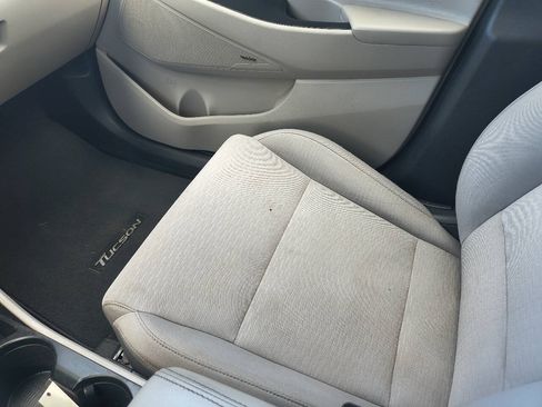 Used 2020 Hyundai Tucson Sport w/ Cargo Package AWD/4WD image 28