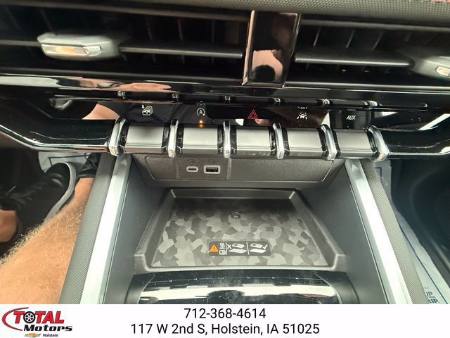New 2026 Chevrolet Colorado Z71 w/ Technology Package AWD/4WD image 24