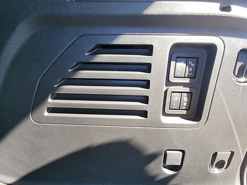 New 2026 Chevrolet Traverse RS image 34