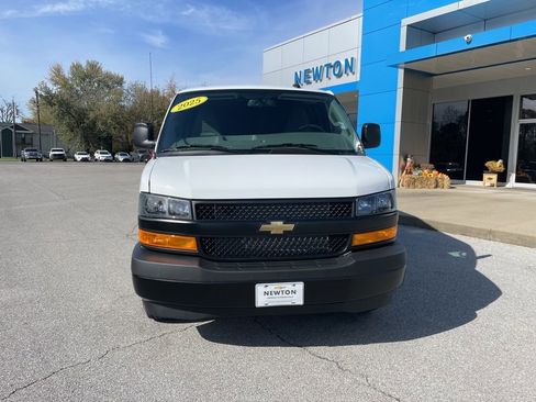 New 2025 Chevrolet Express 2500 image 2
