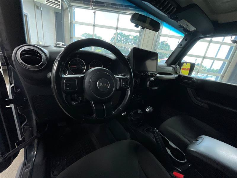 Used 2017 Jeep Wrangler Sport w/ Quick Order Package 23S AWD/4WD image 13