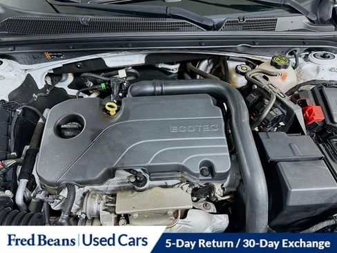 Used 2021 Chevrolet Malibu LS image 31