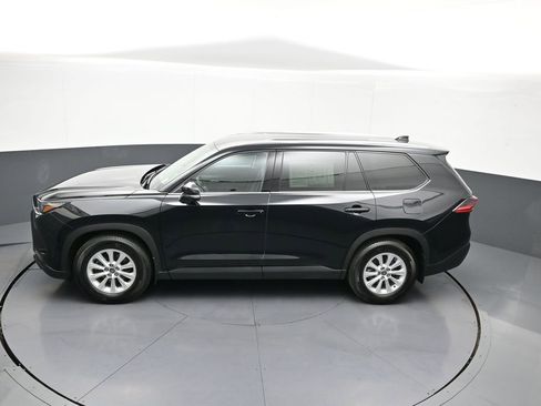 Certified 2026 Toyota Grand Highlander XLE image 42