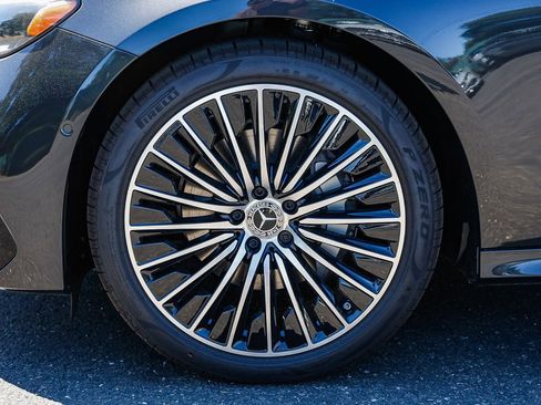 New 2026 Mercedes-Benz E 350 4MATIC Sedan image 9