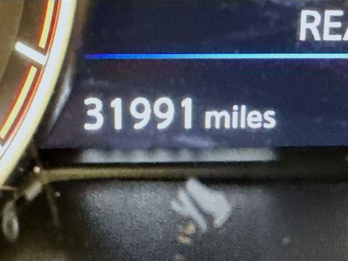 Used 2024 Nissan Murano SV image 18