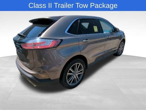 Used 2019 Ford Edge Titanium w/ Class II Trailer Tow Package AWD/4WD image 5