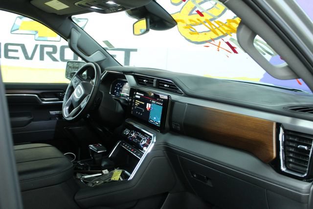 Used 2025 GMC Sierra 1500 Denali AWD/4WD image 11