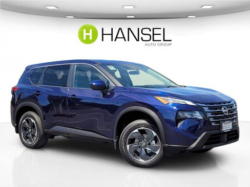 Used 2025 Nissan Rogue SV AWD/4WD image 1