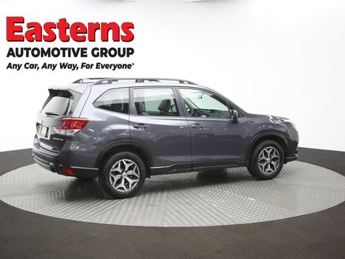 Used 2023 Subaru Forester Premium AWD/4WD image 47