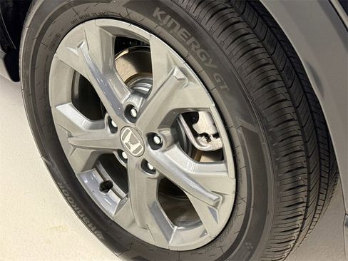 Certified 2026 Honda HR-V LX image 12