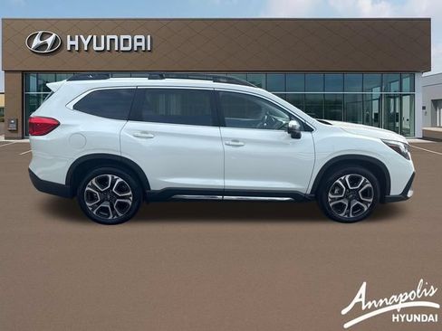 Used 2023 Subaru Ascent Limited w/ Technology Package AWD/4WD image 6