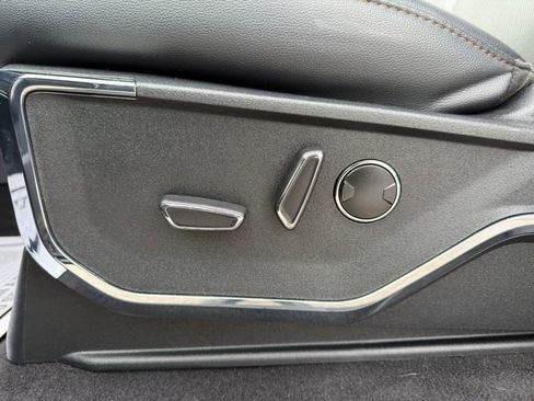 Used 2023 Ford F150 Lightning Lariat w/ Equipment Group 511A High image 27