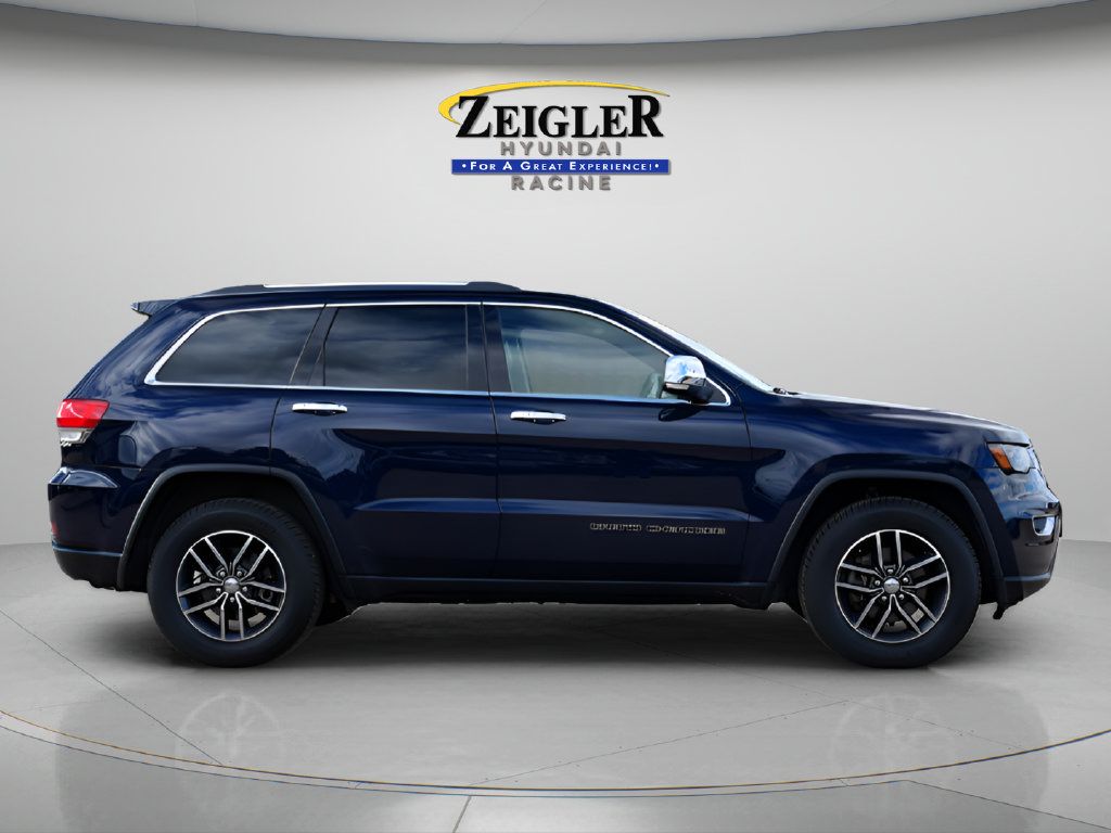 Used 2017 Jeep Grand Cherokee Limited w/ Luxury Group II AWD/4WD image 8