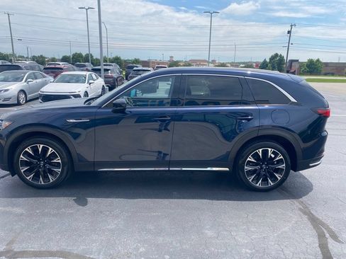Certified 2024 MAZDA CX-90 Plug-In Hybrid w/ Premium Plus AWD/4WD image 4